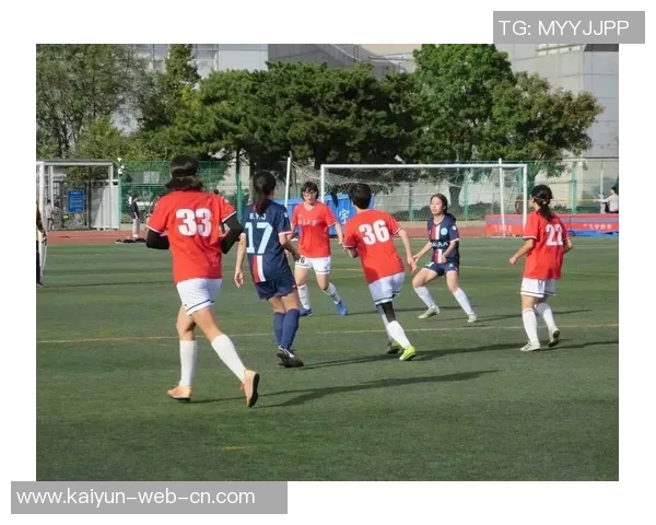 炫酷足球球星彩绘壁纸集锦展现运动与艺术的完美融合 炫酷足球球星彩绘壁纸集锦展现运动与艺术的完美融合